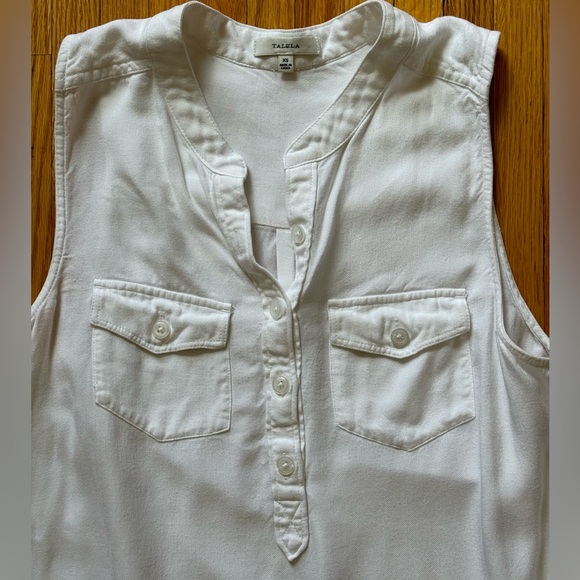 ❤️ Aritzia Talula sleeveless boyfriend button down utility shirt with pockets - Picture 4 of 6